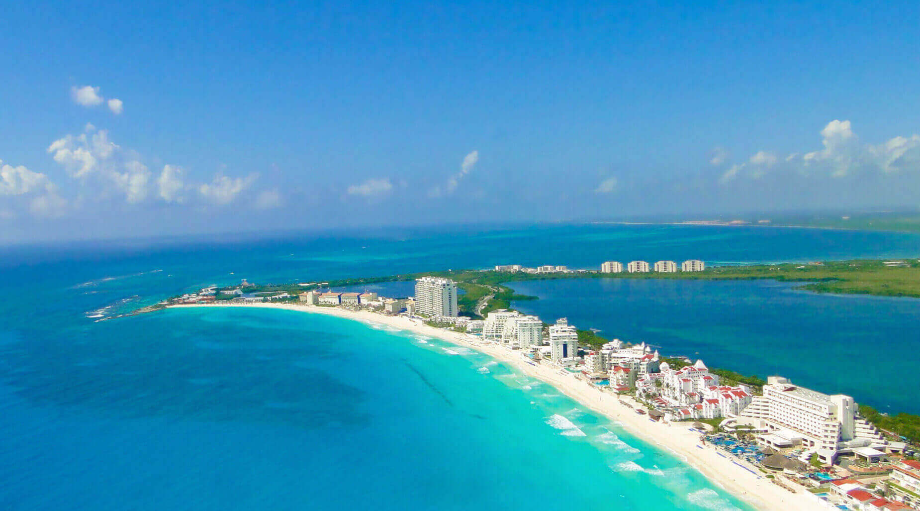 vista aerea de cancun, guia turistica de cancun