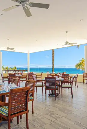 Restaurantes en gr solaris lighthouse, buffets y a la carta