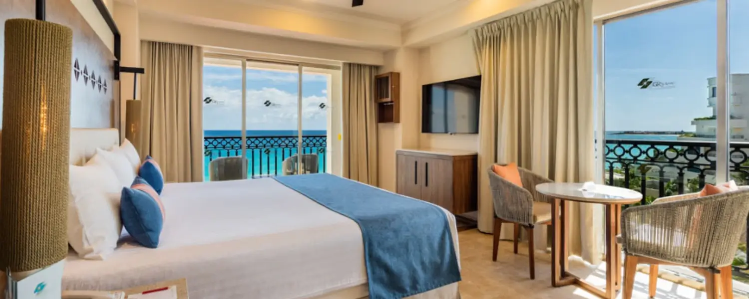 room with panoramic views at gr solaris cancun