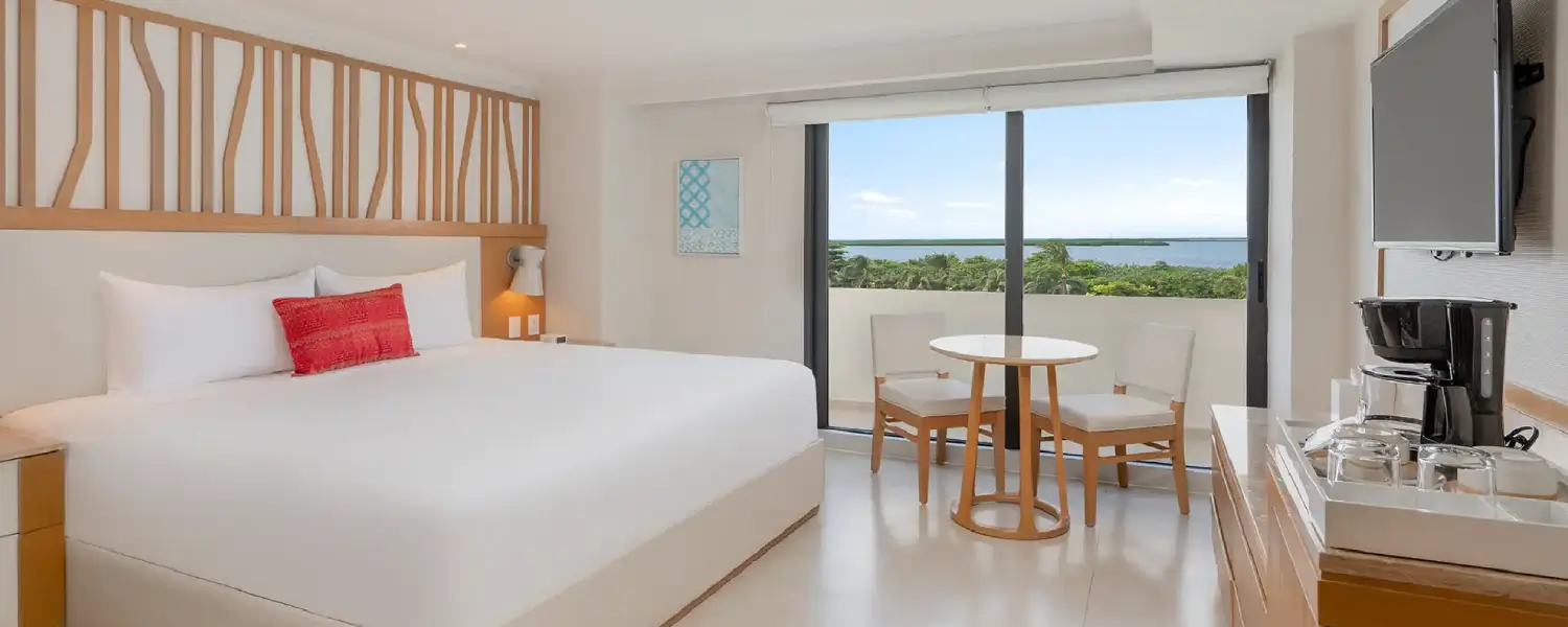 room with lagoon view, enjoy great and tranquil sunsets