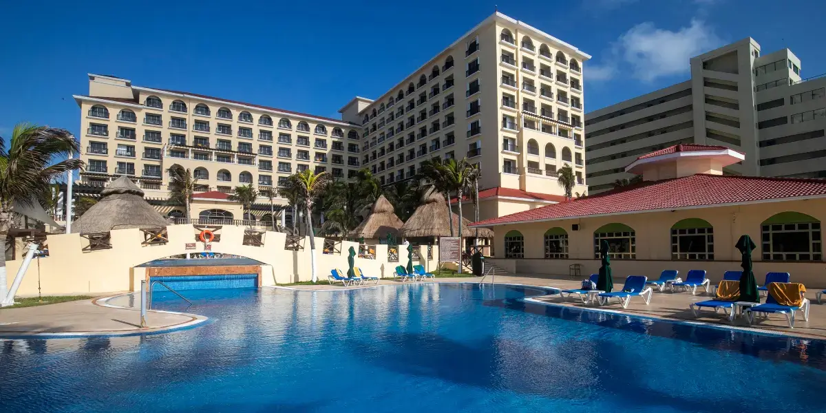 trip advisor excellence certificate to gr solaris cancun all inclusive resort 
