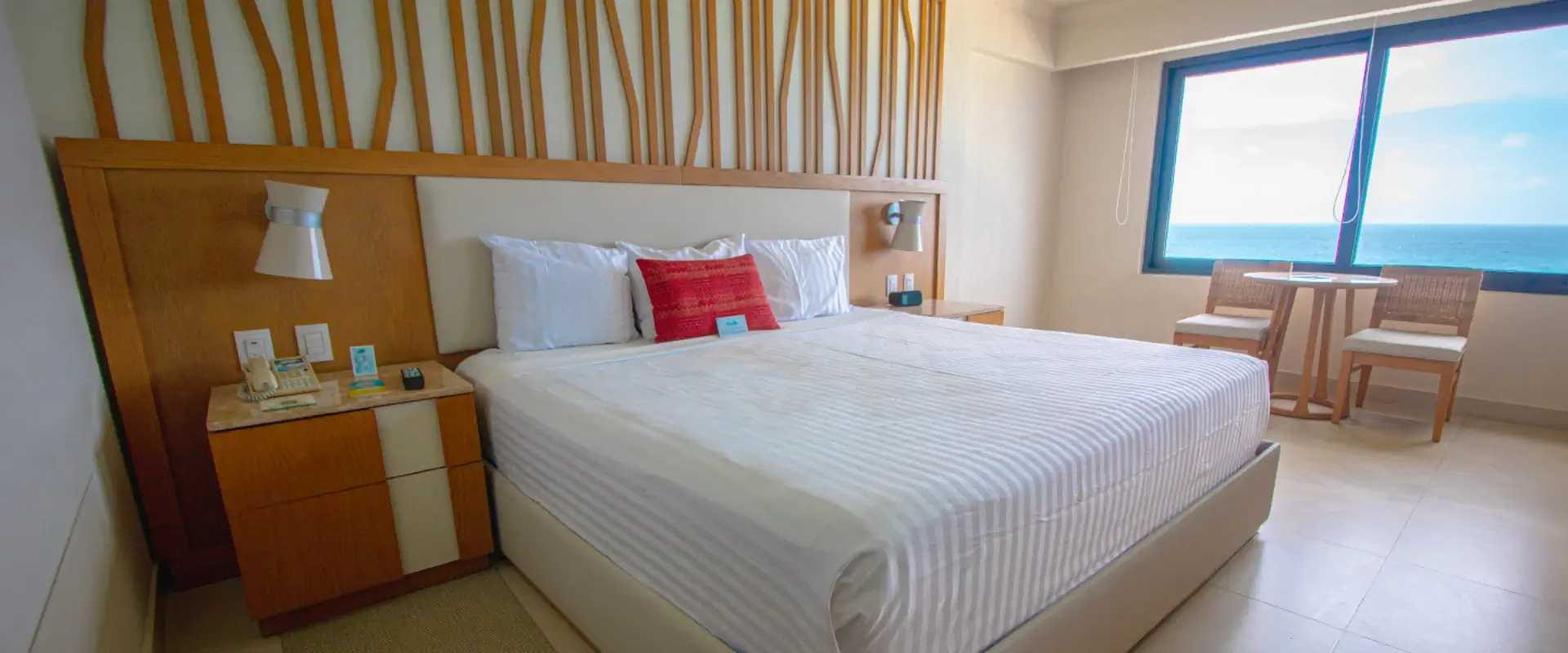 double bed of royal solaris cancun